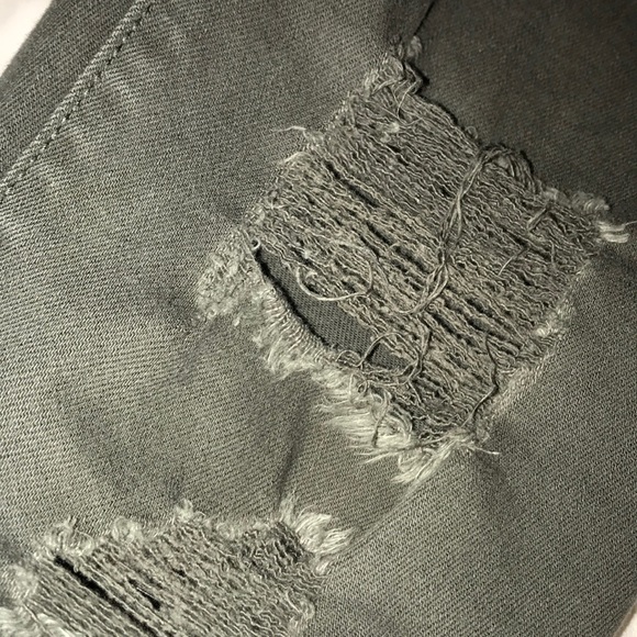 Olive green GAP ripped and cropped jeans - Picture 4 of 6